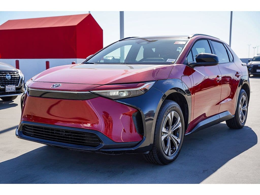 2023 Toyota bZ4X photo 1