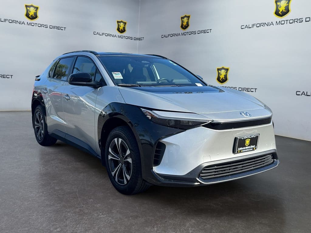 2023 Toyota bZ4X photo 1