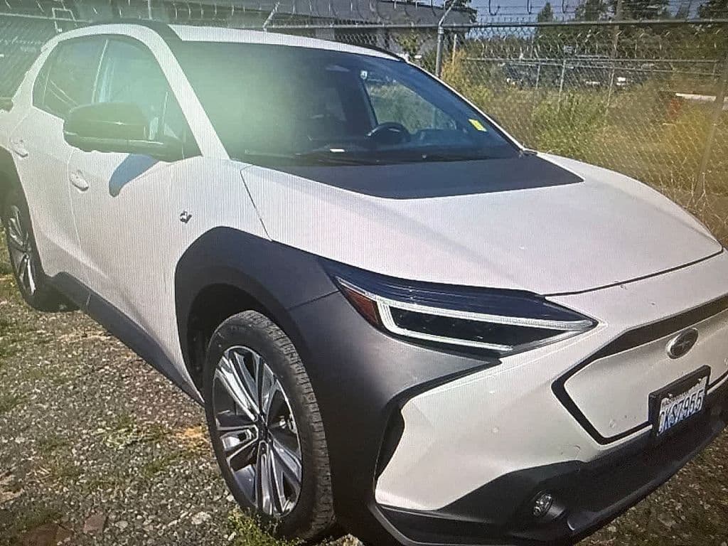 2023 Subaru Solterra photo 1