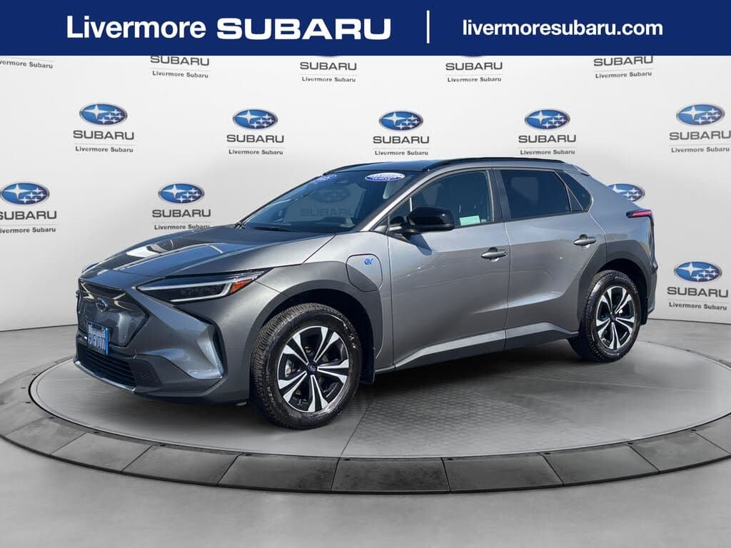 2025 Subaru Solterra photo 1
