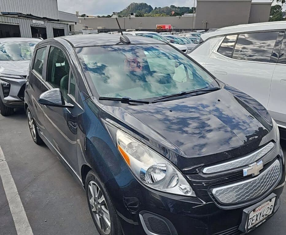 2015 Chevrolet Spark EV photo 1