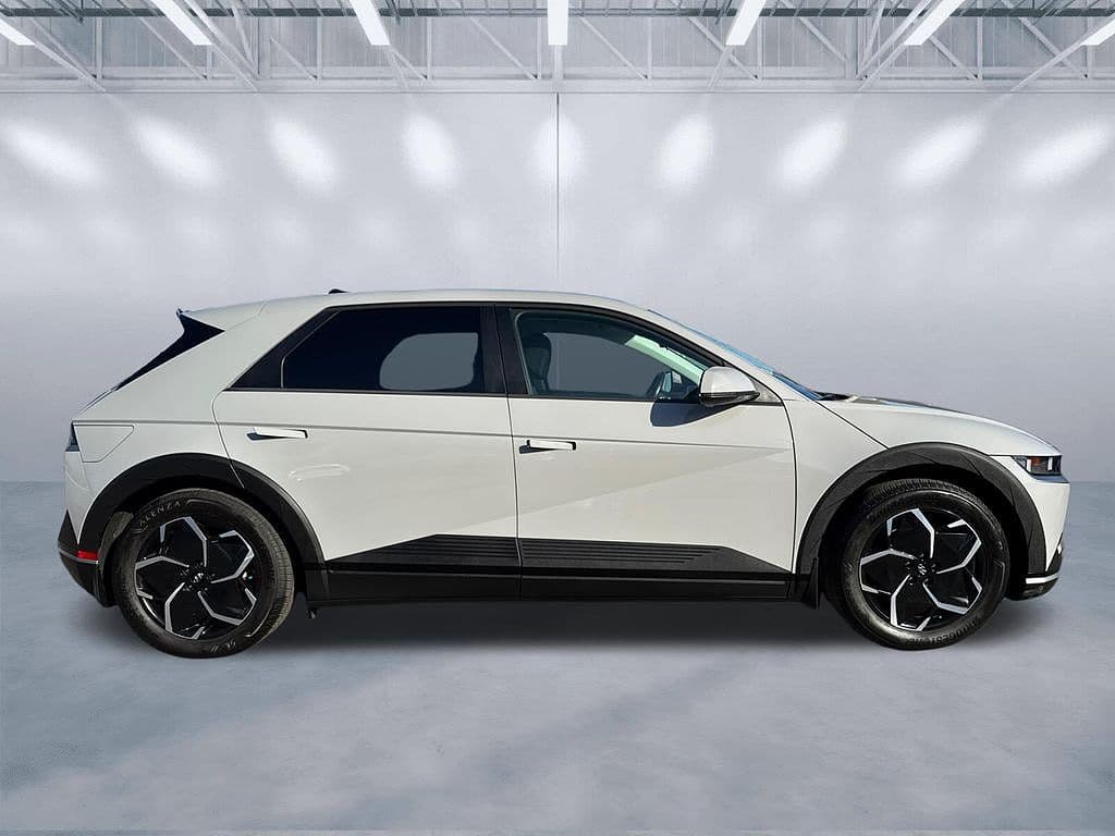 2024 Hyundai Ioniq 5 photo 1
