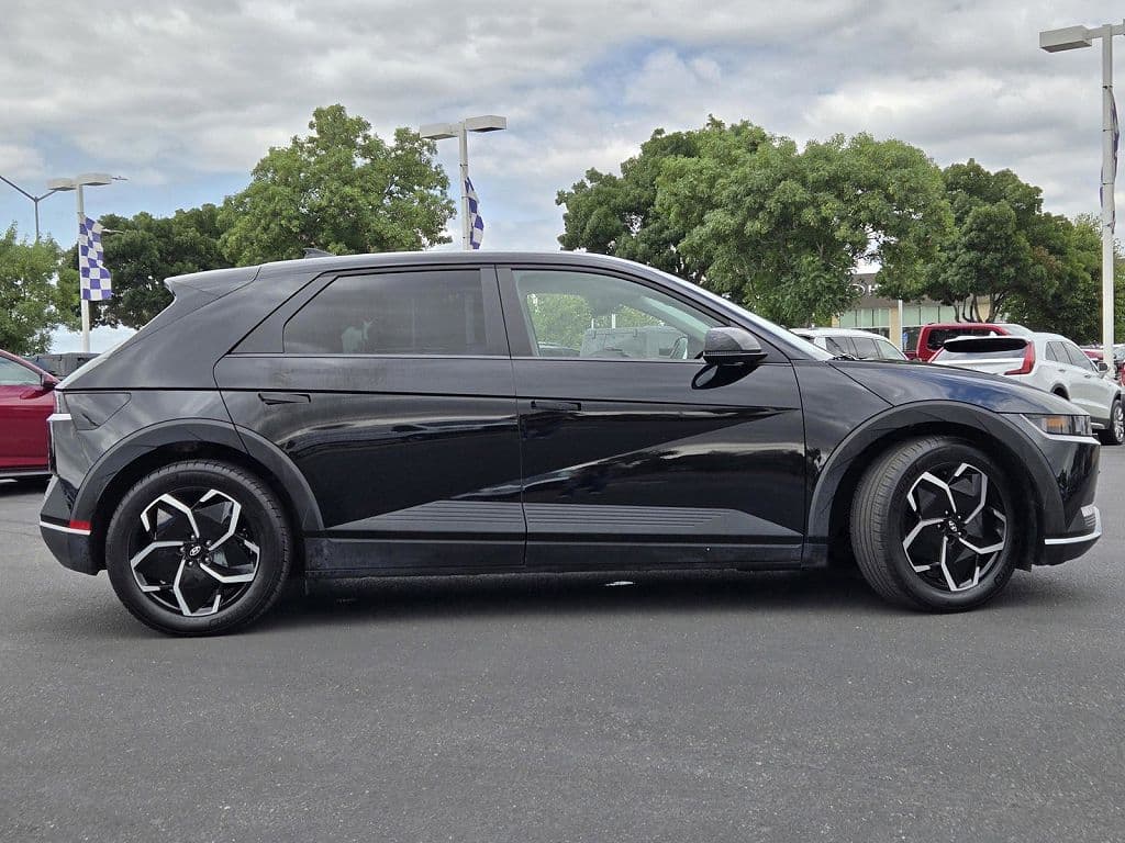 2024 Hyundai Ioniq 5 photo 1