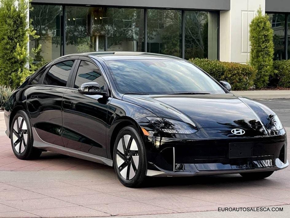 2024 Hyundai IONIQ 6 photo 1