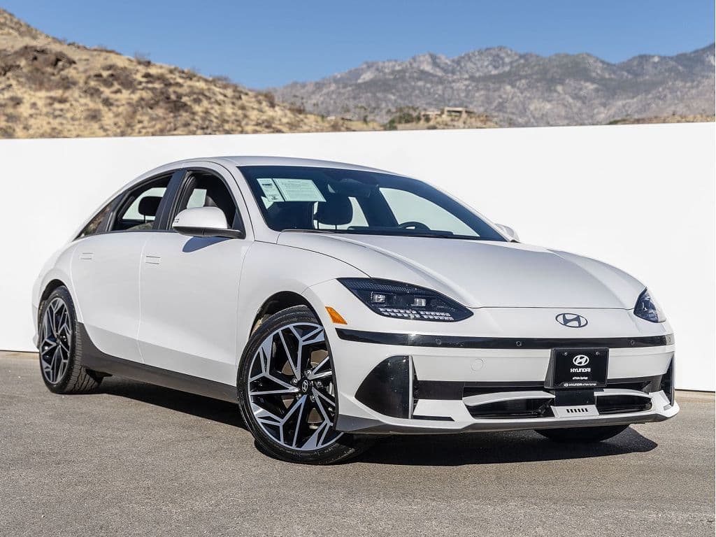 2024 Hyundai Ioniq 6 photo 1