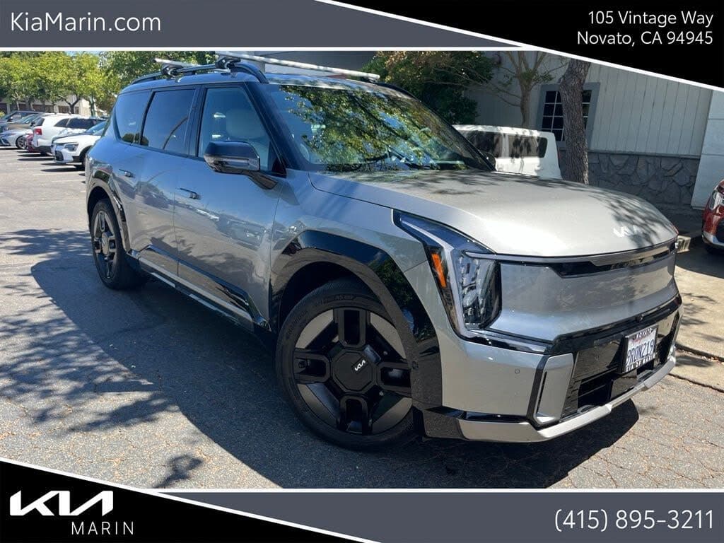 2025 Kia EV9 photo 1