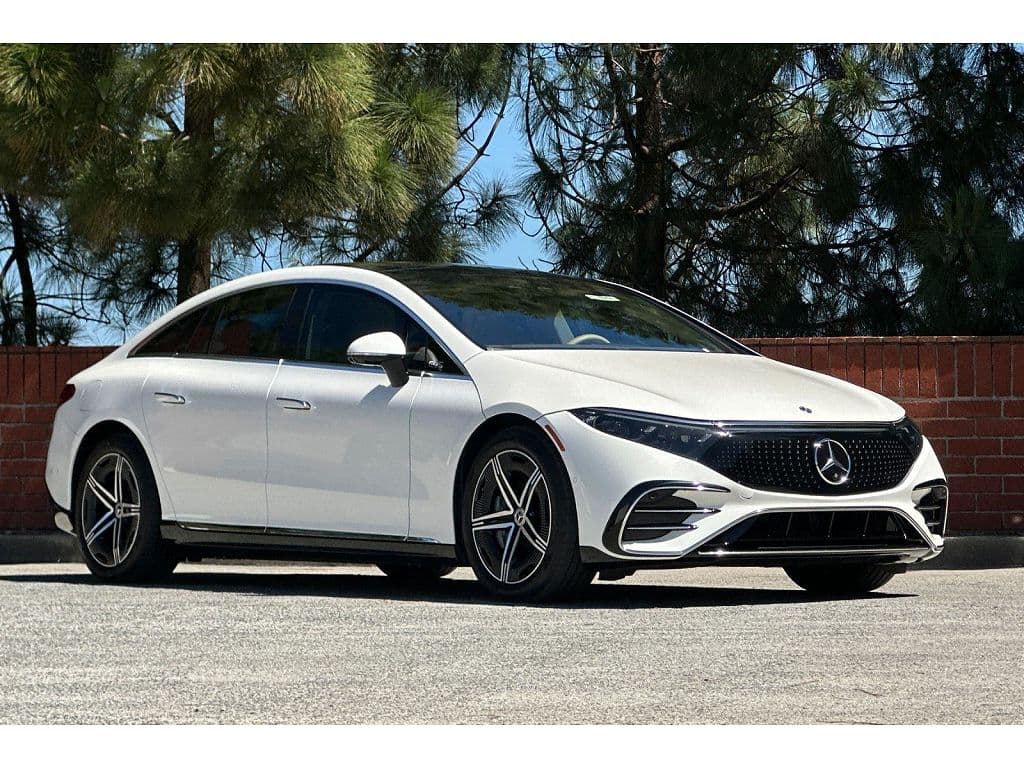 2023 Mercedes-Benz EQS photo 1