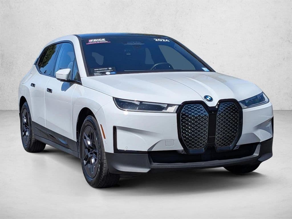 2024 BMW iX photo 1