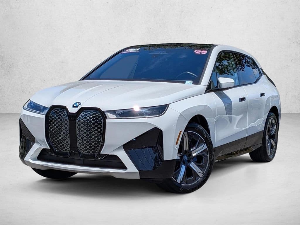 2025 BMW iX photo 1