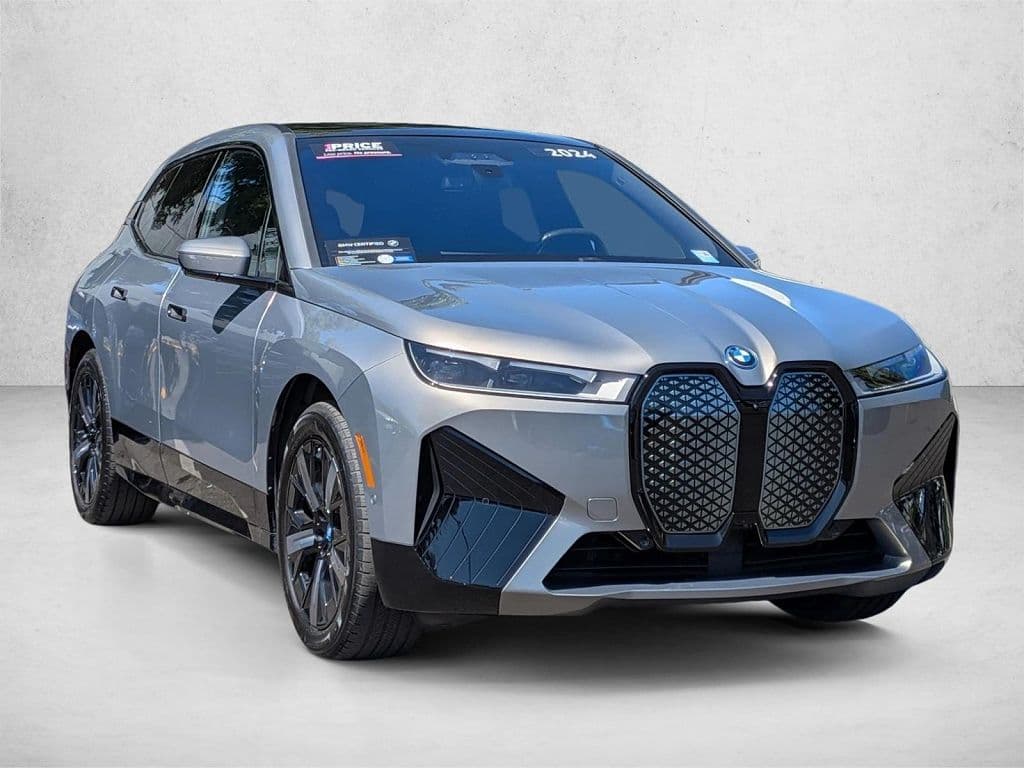 2024 BMW iX photo 1