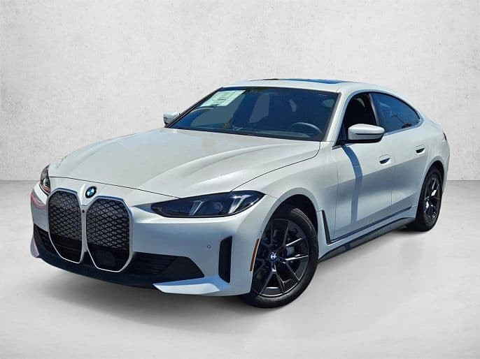 2026 BMW i4 photo 1