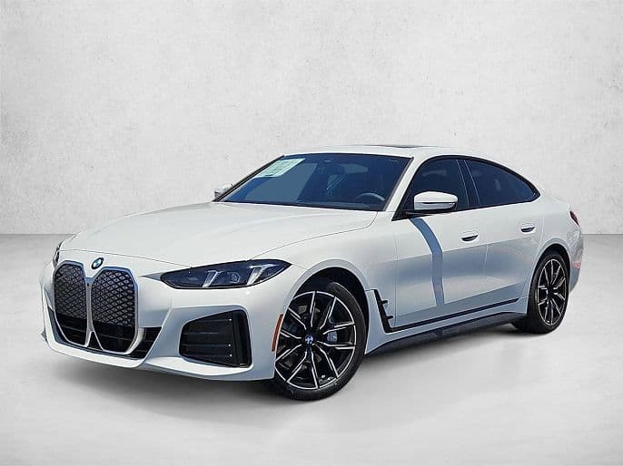2026 BMW i4 photo 1