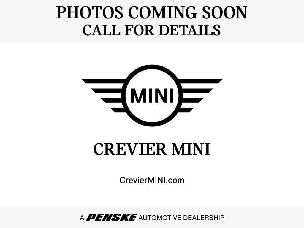 2023 MINI Hardtop 2 Door photo 1