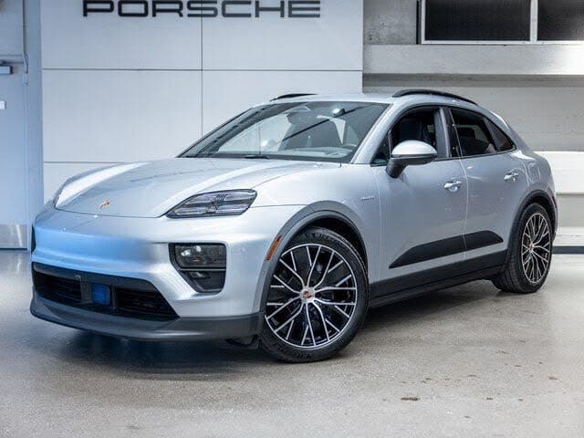 2025 Porsche Macan photo 1