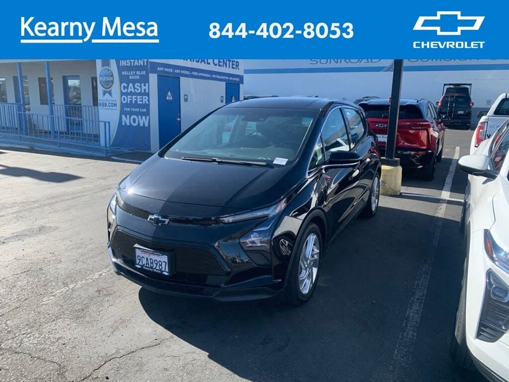 2022 Chevrolet Bolt EV photo 1