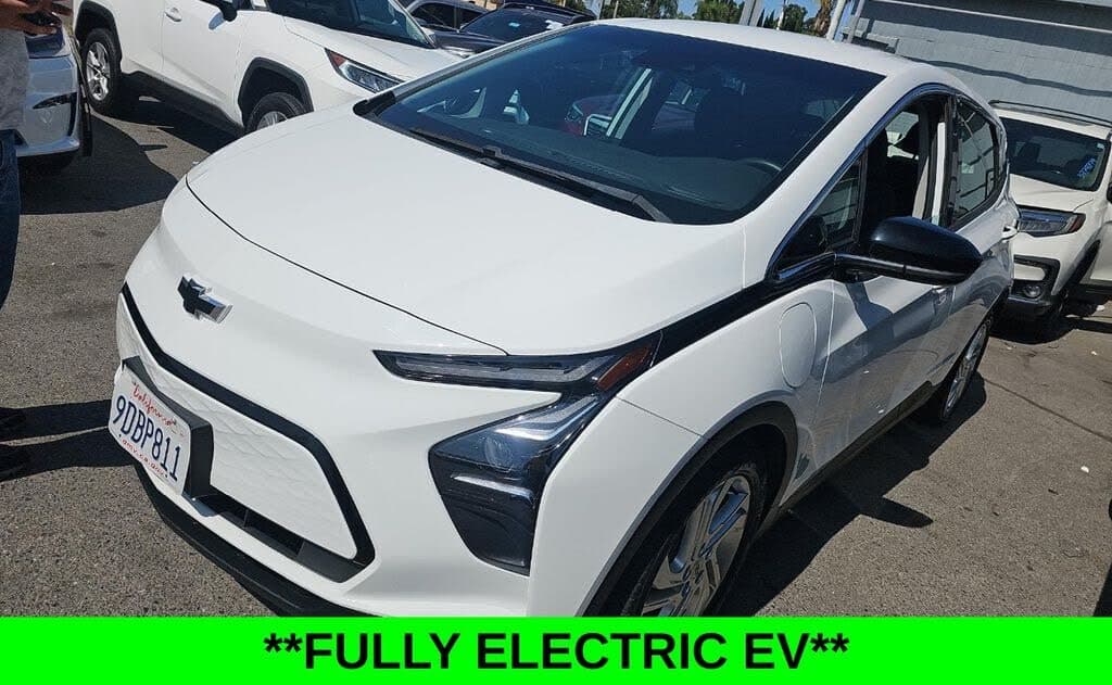 2023 Chevrolet Bolt EV photo 1