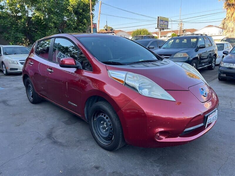 2014 Nissan Leaf photo 1