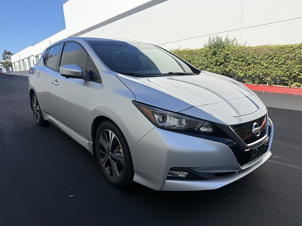 2020 Nissan Leaf photo 1
