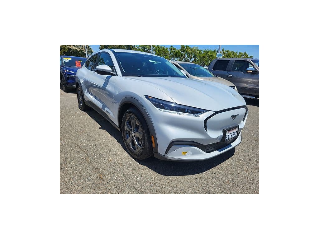 2021 Ford Mustang Mach-E photo 1