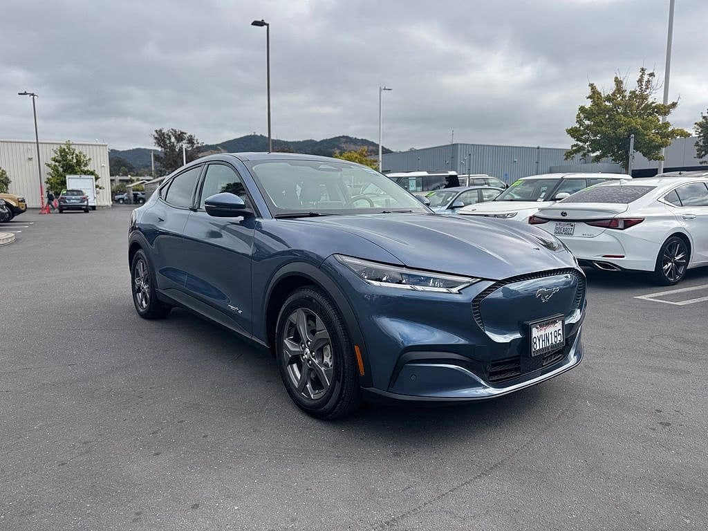 2021 Ford Mustang Mach-E photo 1
