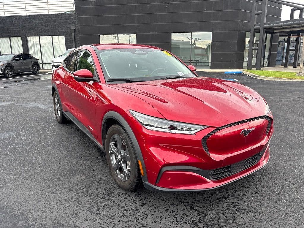 2022 Ford Mustang Mach-E photo 1
