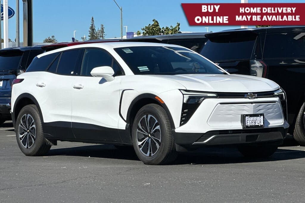 2026 Chevrolet Blazer EV photo 1