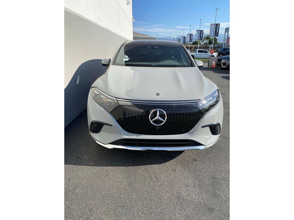 2024 Mercedes-Benz EQS 450 photo 1