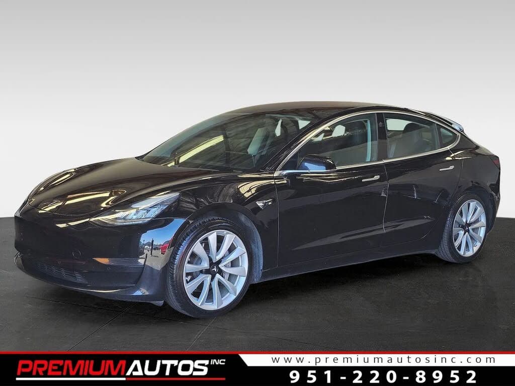 2018 Tesla Model 3 photo 1
