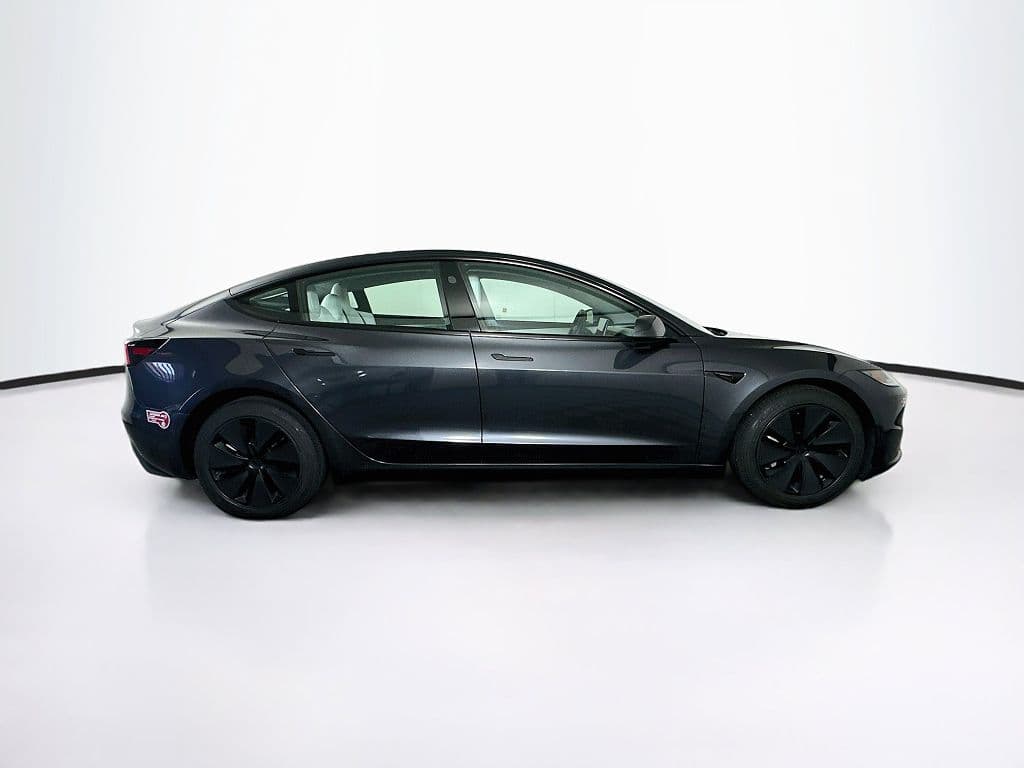 2024 Tesla Model 3 photo 1