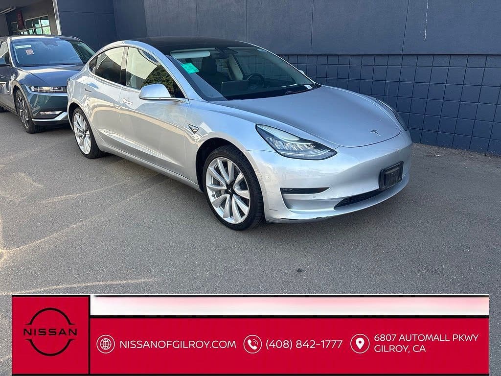 2018 Tesla Model 3 photo 1