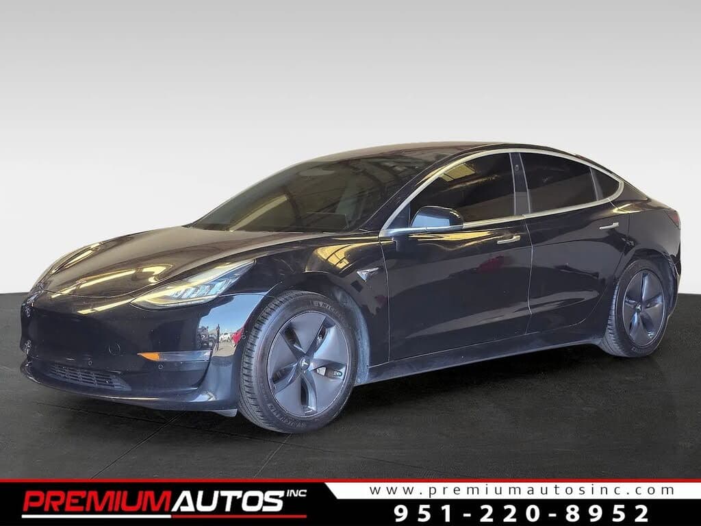 2018 Tesla Model 3 photo 1