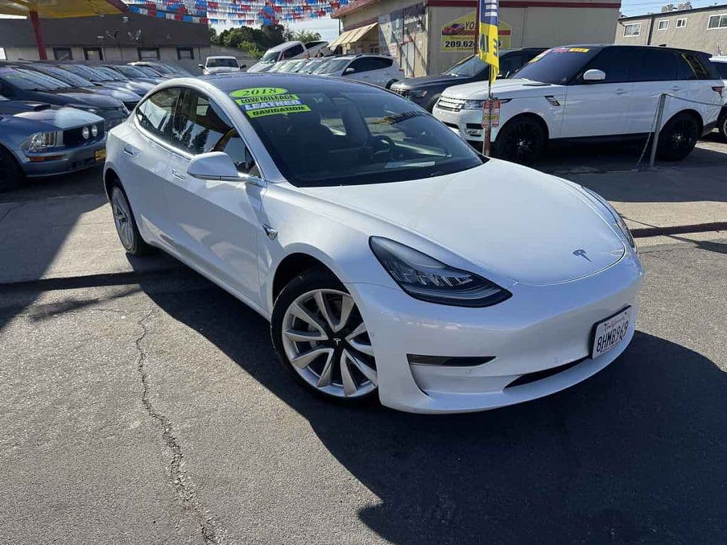 2018 Tesla Model 3 photo 1