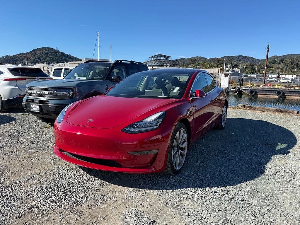 2017 Tesla Model 3 photo 1