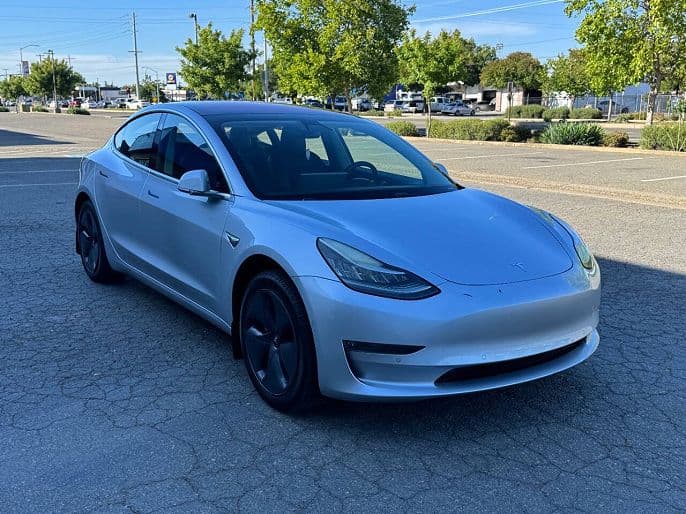 2018 Tesla Model 3 photo 1