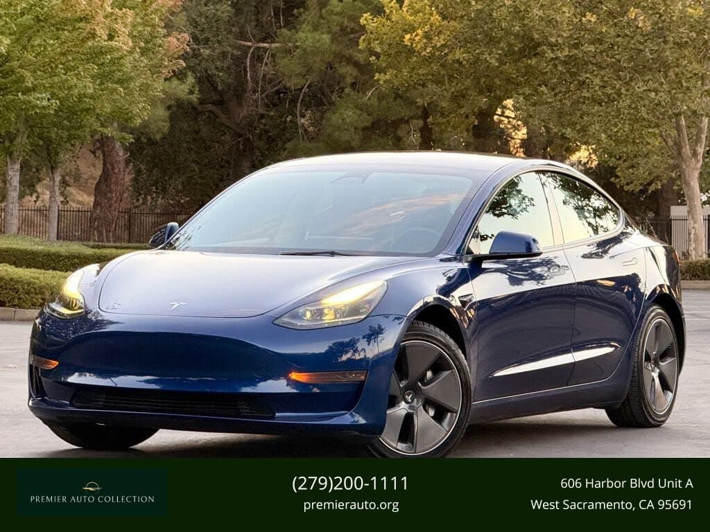 2023 Tesla Model 3 photo 1