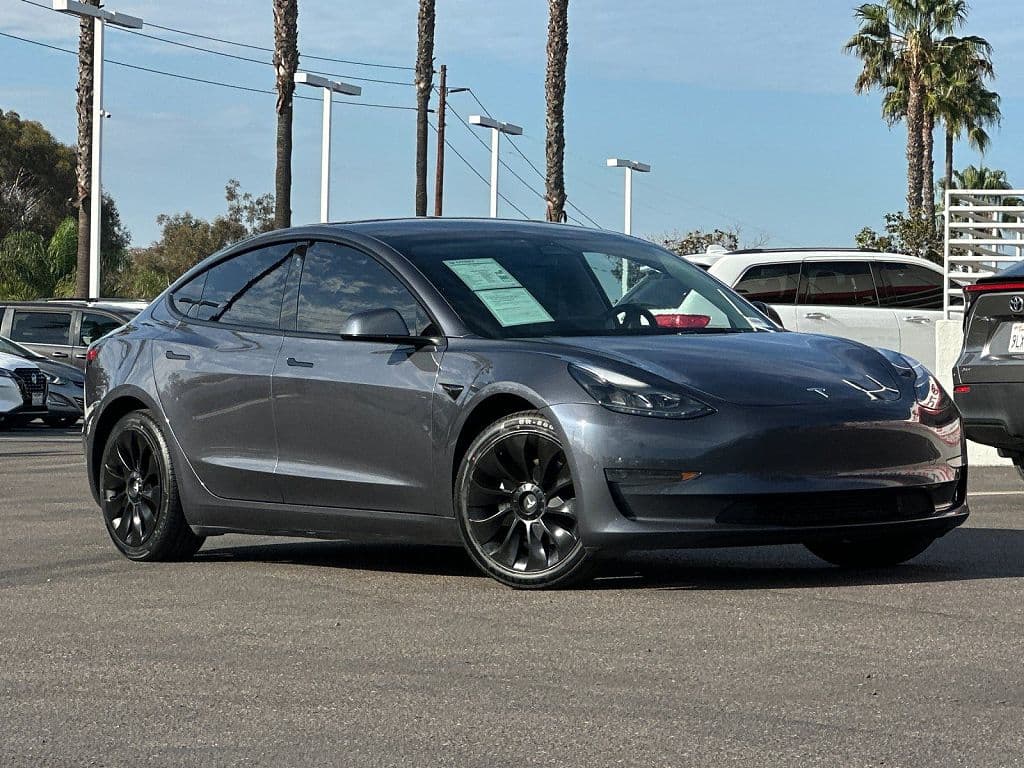 2023 Tesla Model 3 photo 1