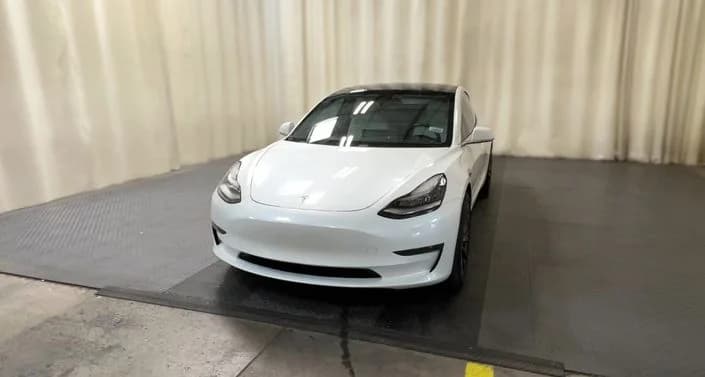 2019 Tesla Model 3 photo 1
