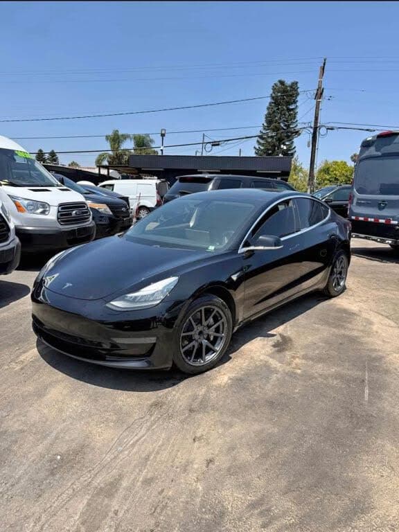 2019 Tesla Model 3 photo 1