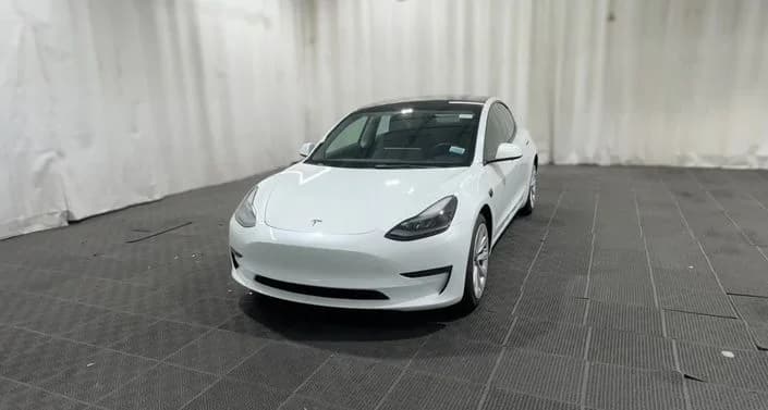 2023 Tesla Model 3 photo 1