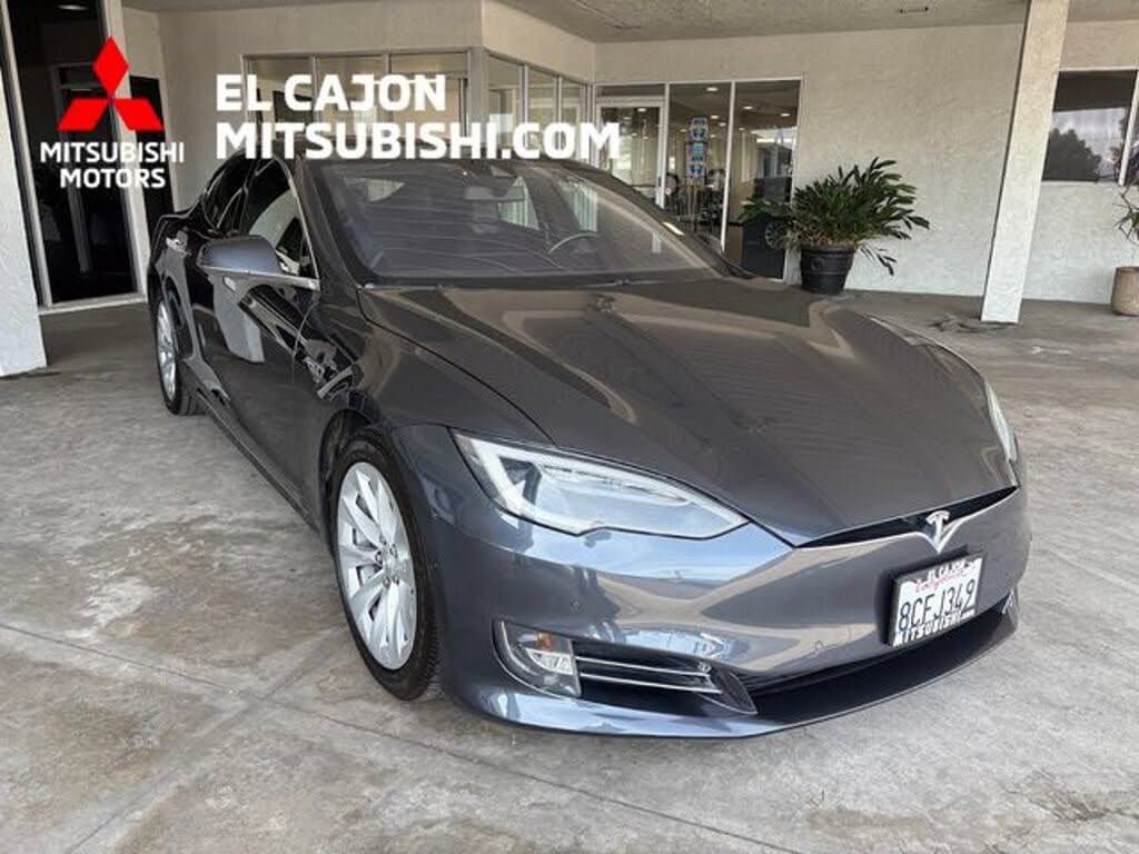 2016 Tesla Model S photo 1