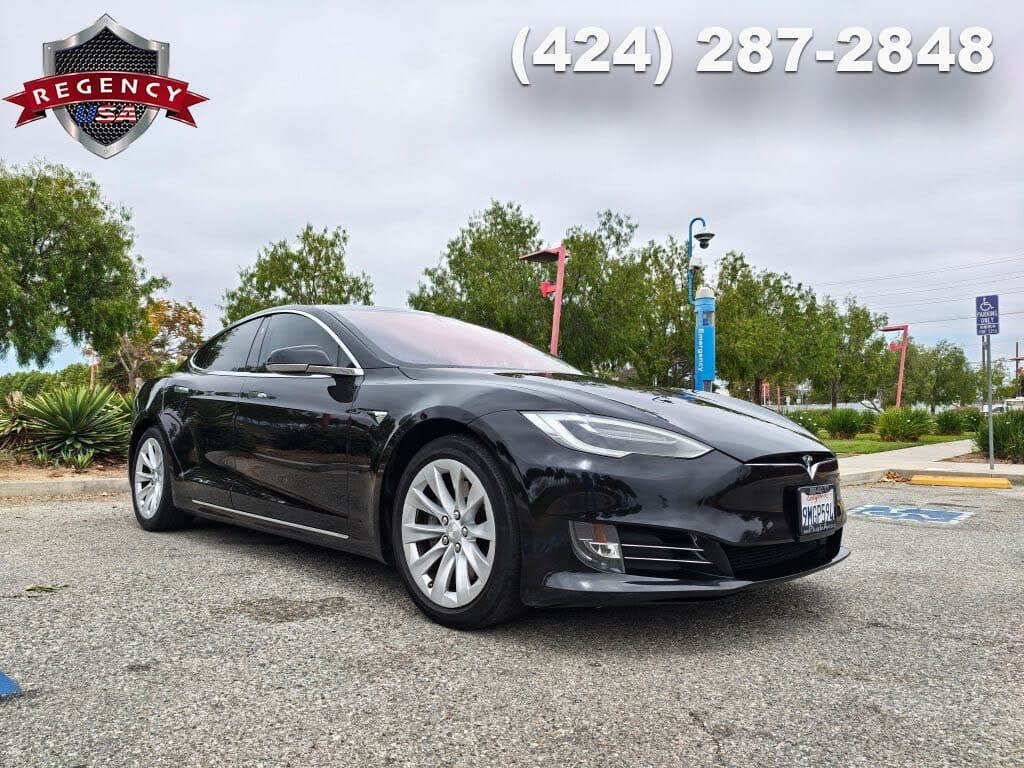 2017 Tesla Model S photo 1