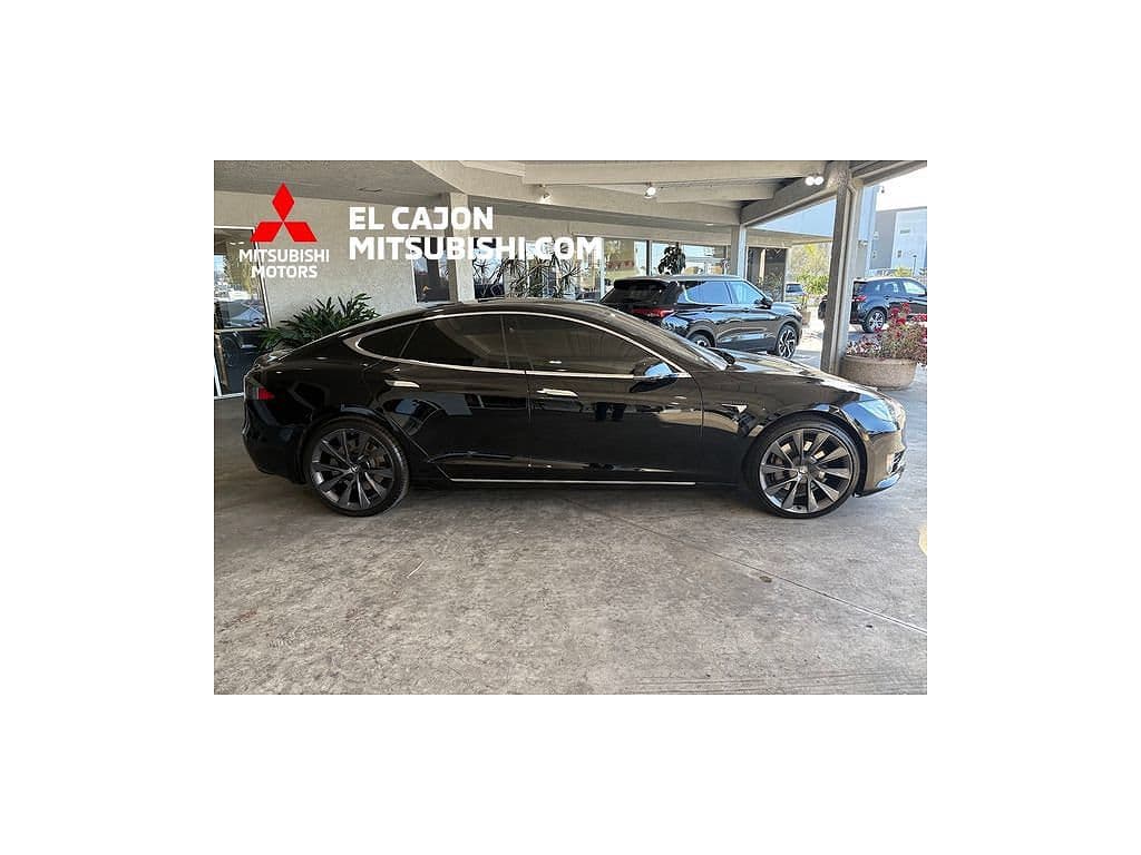 2019 Tesla Model S photo 1