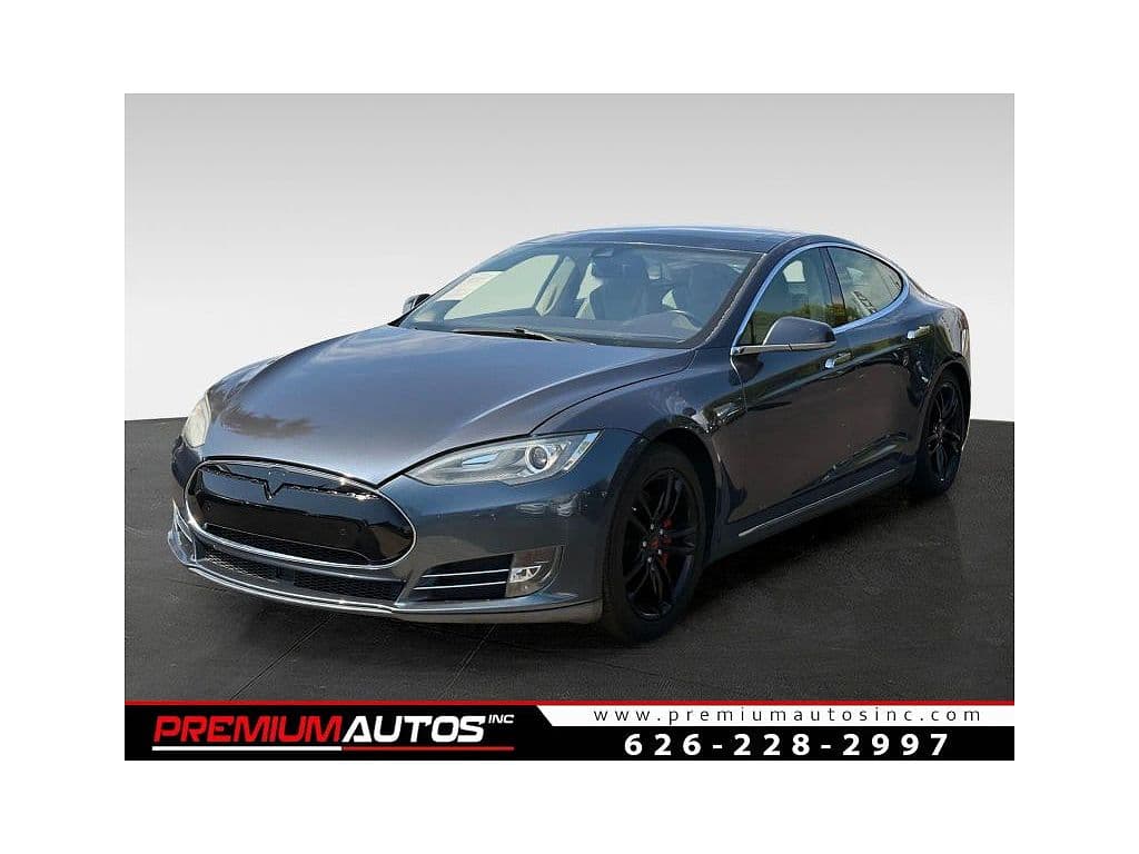 2015 Tesla Model S photo 1