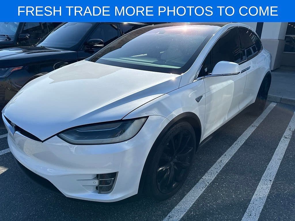 2016 Tesla Model X photo 1