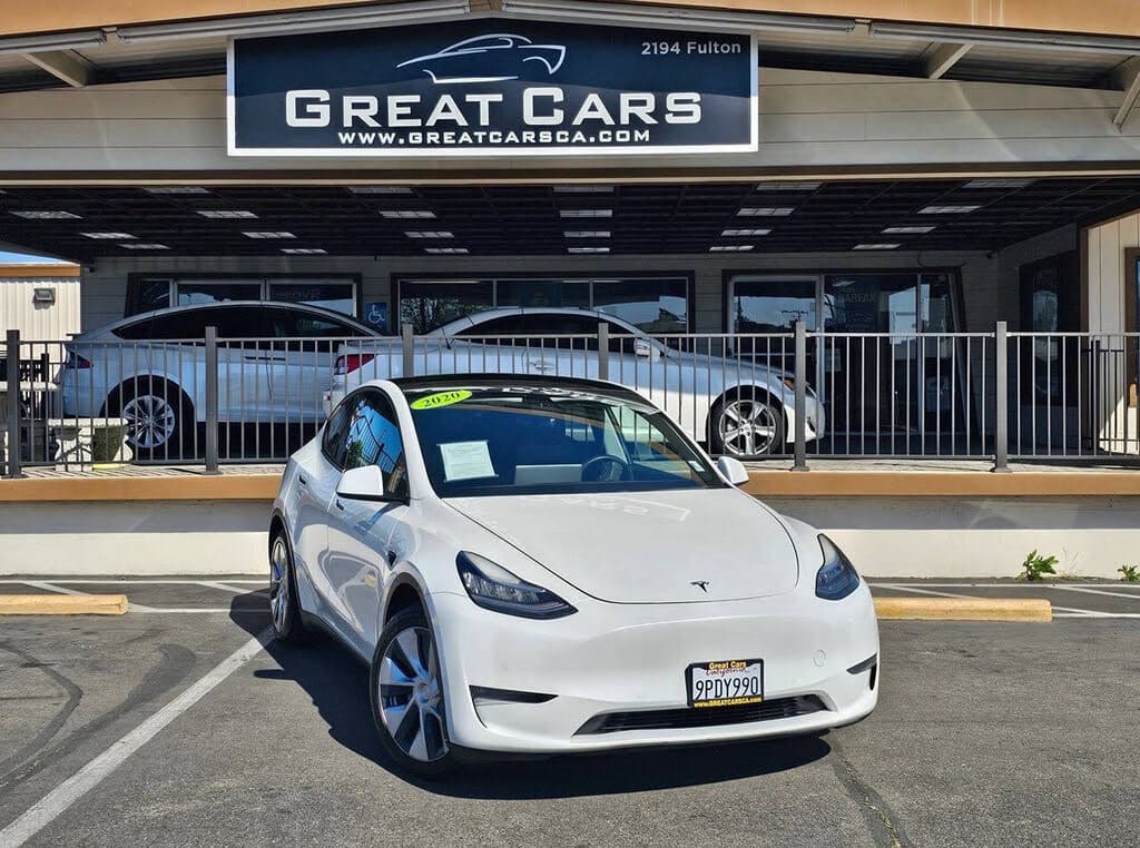 2020 Tesla Model Y photo 1