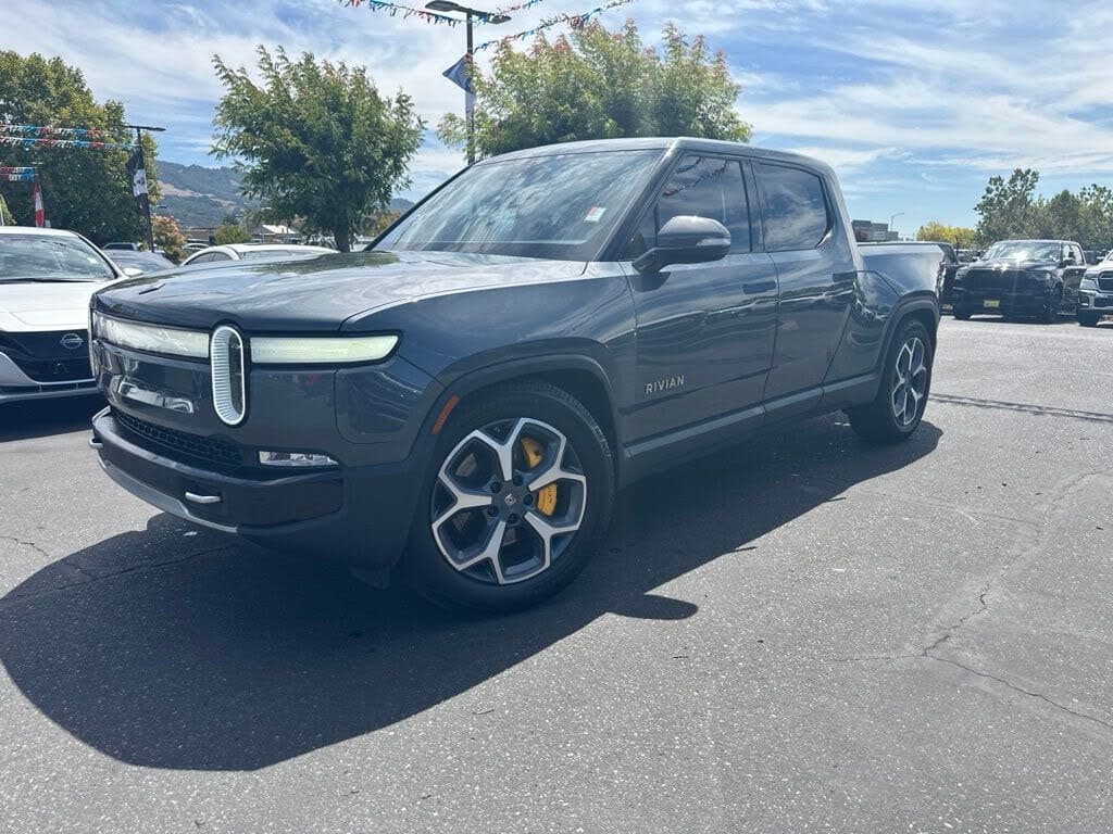 2022 Rivian R1T photo 1