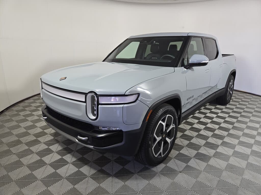 2024 Rivian R1T photo 1