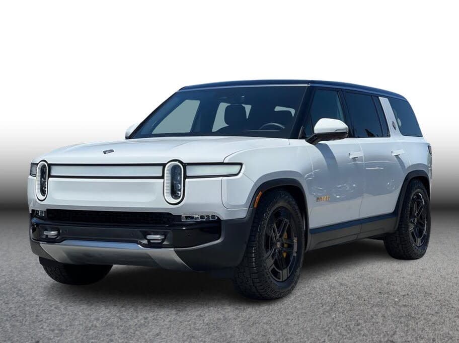 2024 Rivian R1S photo 1