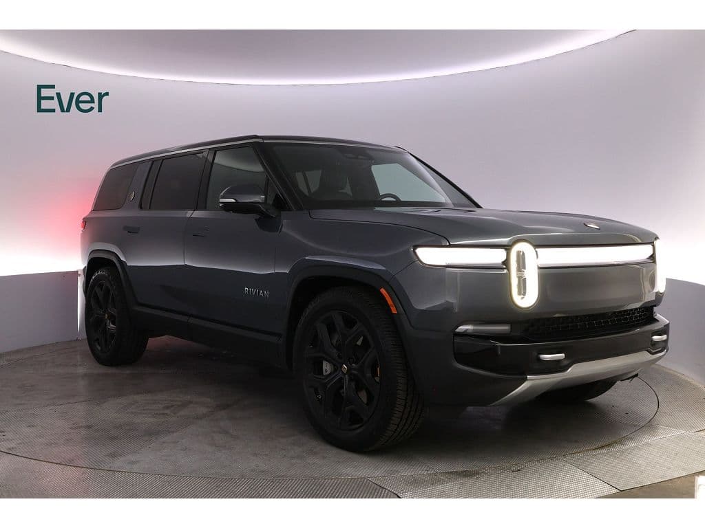 2025 Rivian R1S photo 1