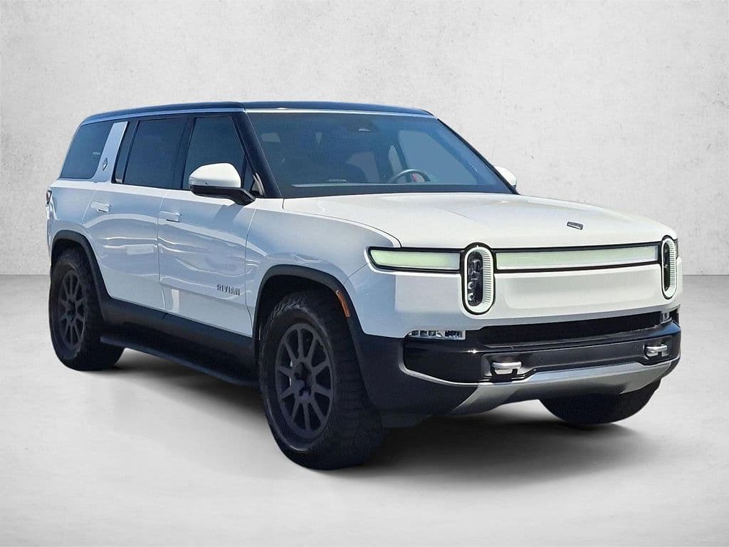 2023 Rivian R1S photo 1